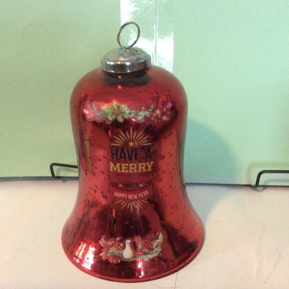 Handcrafted Holiday Decor - Picture 2 of 3